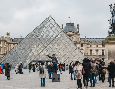 Miniatura: Największe muzeum świata znów ma problem....
