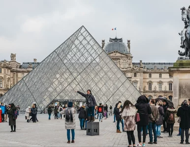 Miniatura: Największe muzeum świata znów ma problem....