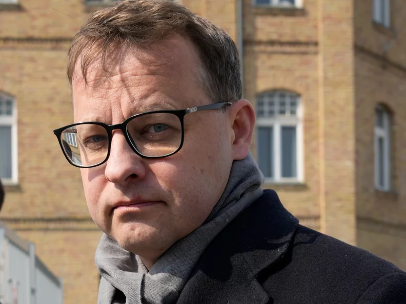 Miniatura: Romanowski wyjechał z Węgier? Zaskakujące...