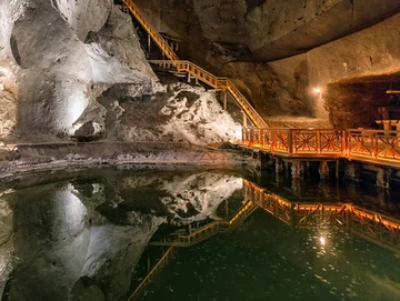 Ta słynna kopalnia soli znajduje się najbliżej: