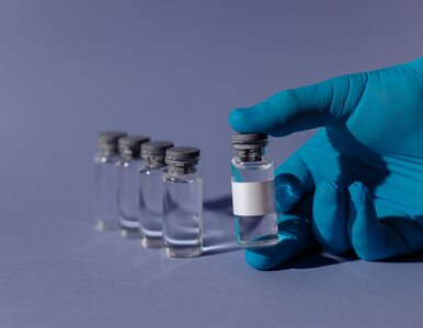 CDC radzi, jak uporać się z reakcją alergiczną na szczepionkę na COVID