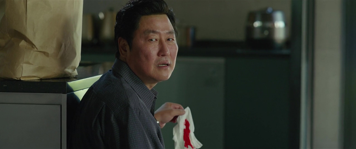 Kadr z filmu „Parasite” (org. „Gisaengchung”) (2019) 