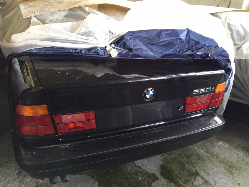 25-letnie BMW z bułgarskiego magazynu. Nigdy nie wyjechały na drogi 