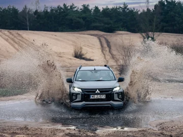 Mitsubishi L200 Stark 