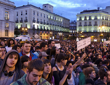 Miniatura: Młodzi Hiszpanie nie przerwą protestu