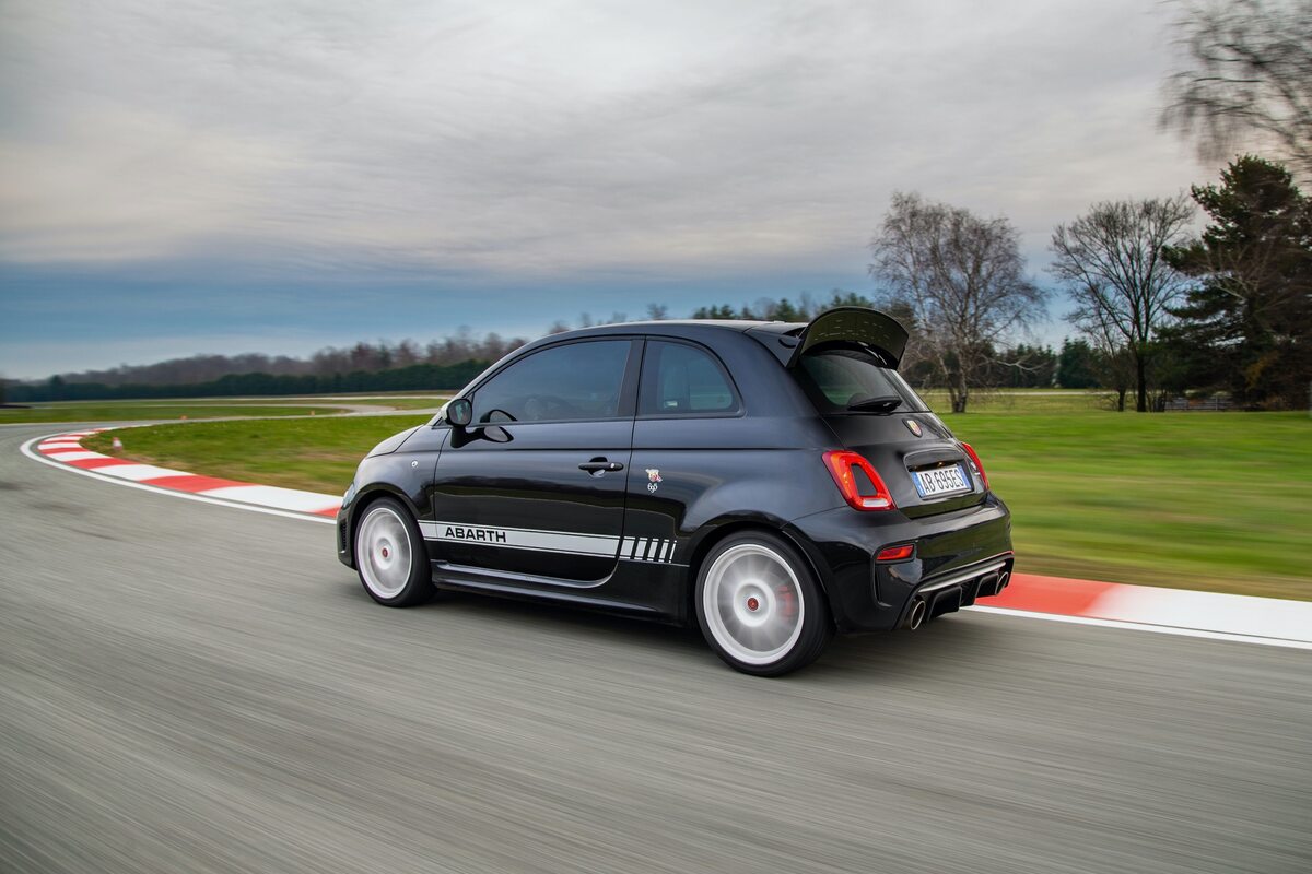 Abarth 695 Esseesse 