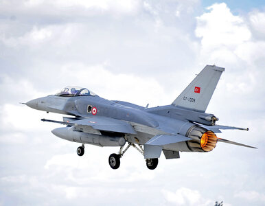 Miniatura: Turecki F-16 rozbił się w pobliżu miasta...