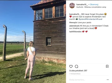 Pamiątkowe zdjęcie z Auschwitz 