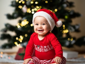 Pierwsze święta z&nbsp;dzieckiem: 5 sprawdzonych porad na&nbsp;dobre...