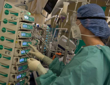 Miniatura: Lekarze nie mogą dostać dyplomów, bo...