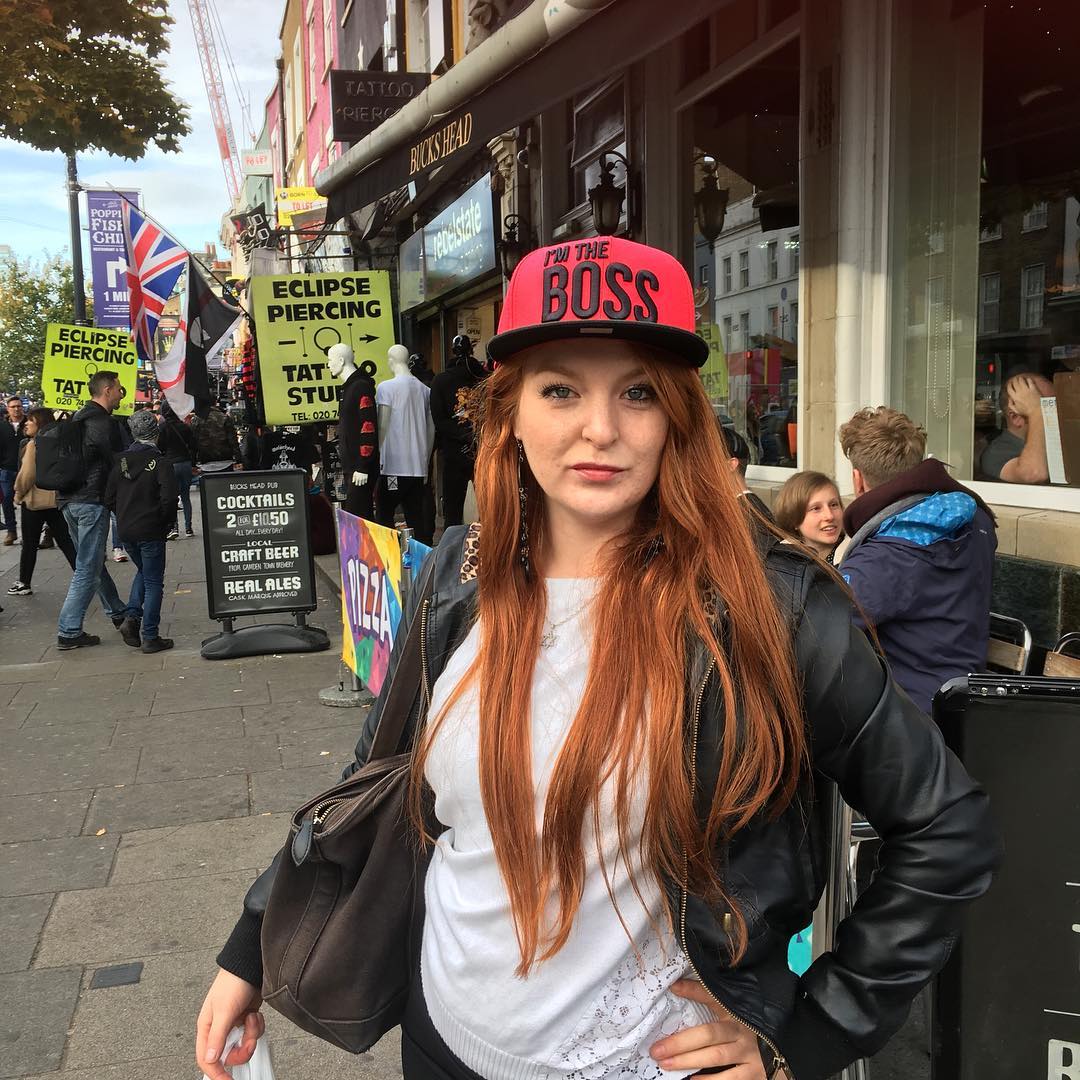 Josephine Gillan - galeria zdjęć