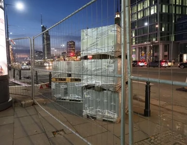 Miniatura: Sprzątanie przed Marszem Niepodległości...