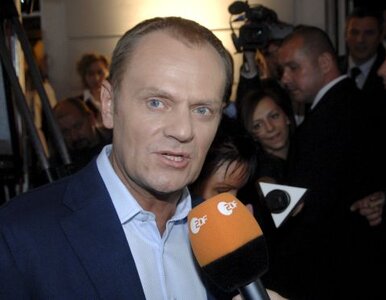 Miniatura: Tusk: Na sutych obiadach u biskupa nie...