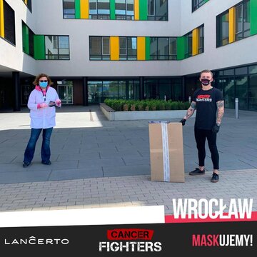 Maseczki od&nbsp;Zbigniewa Gowina trafiły do&nbsp;jednego z&nbsp;wrocławskich szpitali