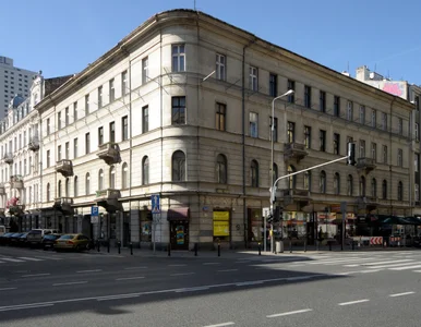 Miniatura: Odzyskali majątki po komunistach. Państwo...