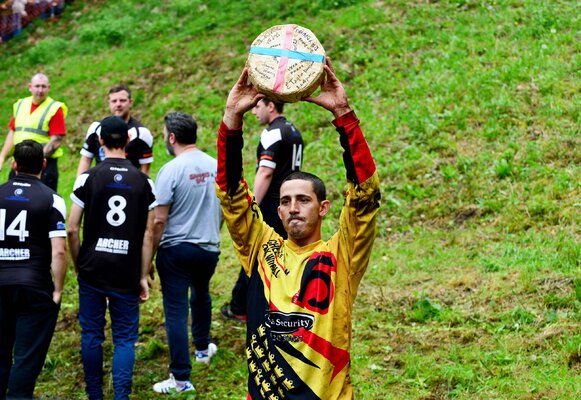 Miniatura: Cooper's Hill Cheese-Rolling and Wake