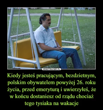 Minęła połowa wakacji. Internauci publikują memy 
