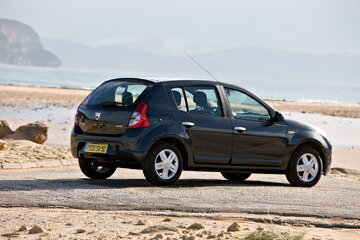 Dacia Sandero 1. generacji