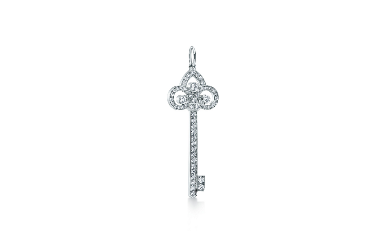 Naszyjnik z diamentami Platynowy naszyjnik w kształcie klucza z diamentami.
Cena: 4,5 tys. dolarów.