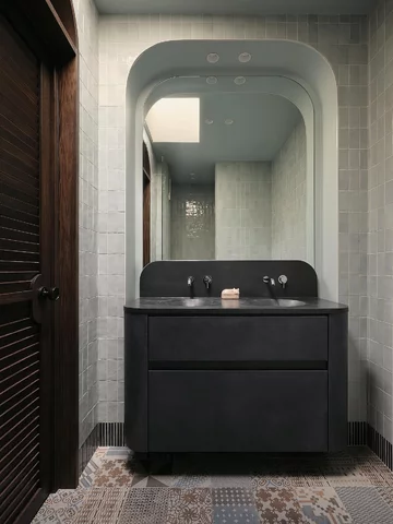 Wnętrze, które dojrzewa z czasem, projekt Michael Godmer Studio 