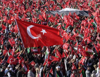 Miniatura: 21-latek dźgnął nożem pracownika Burger...