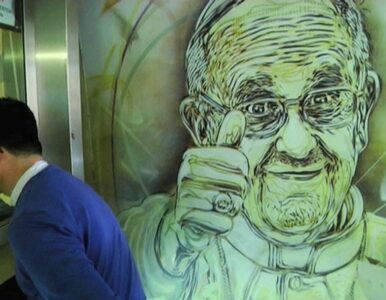 Miniatura: Graffiti z papieżem Franciszkiem na...