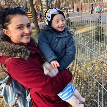 Żona Patryka Jakiego i jego syn Radzio 