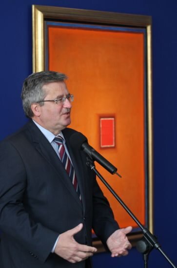 Prezydent Bronisław Komorowski otwiera Galerię obrazów Jerzego Nowosielskiego (fot. Rafał Guz/PAP)