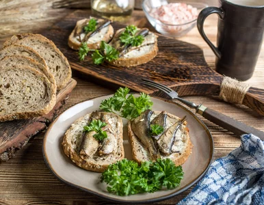 Miniatura: Wielu seniorów łyka kapsułki. Te tanie...