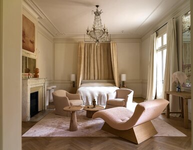 Miniatura: Nowy luksus ma zapach winnic i kamienia....