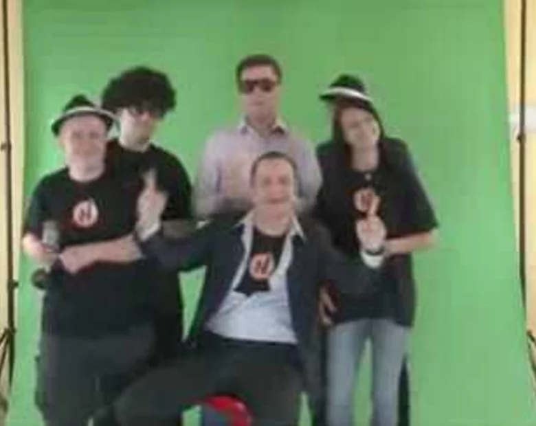 Miniatura: "Naczas jest cool". Song o kandydacie SLD