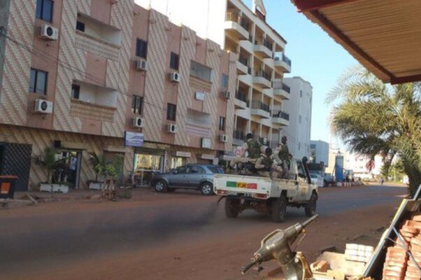 Miniatura: Zamach w stolicy Mali. 170 zakładników, co...