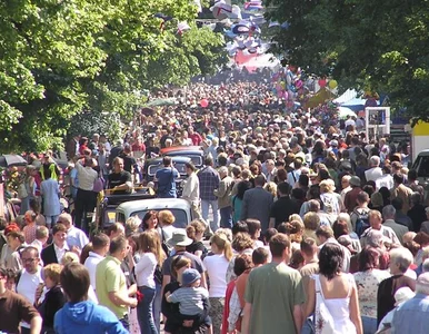 Miniatura: Kryzys zmienia Polaków. "To bolesna lekcja...