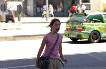 Perla Haney-Jardine w filmie „Genua. Włoskie lato” 