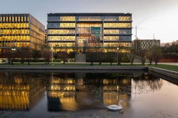 Budynek Uniwersytetu Erazma w Rotterdamie, projekt Paul de Ruiter Architects 