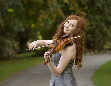 Miniatura: Zagraniczna grupa zachwycona polską piosenką