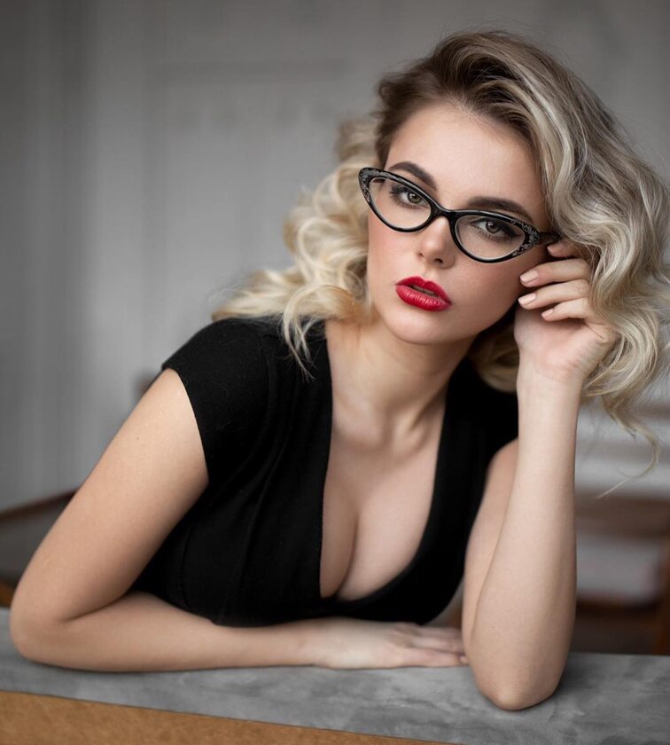 Oktyabrina Maximova Rosyjska modelka zajęła 8. miejsce.