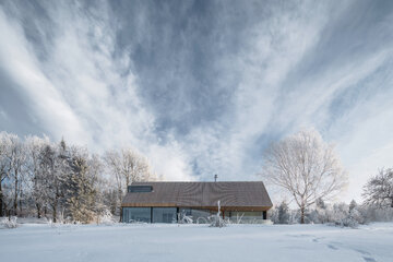 Rodzinny dom w&nbsp;Karkonoszach, projekt Fr&aacute;nek Architects