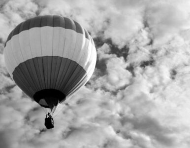 Miniatura: Francja: wypadek balonu, dwie osoby zginęły