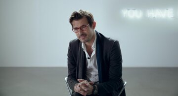 kadr z&nbsp;filmu "The Square" (2017)