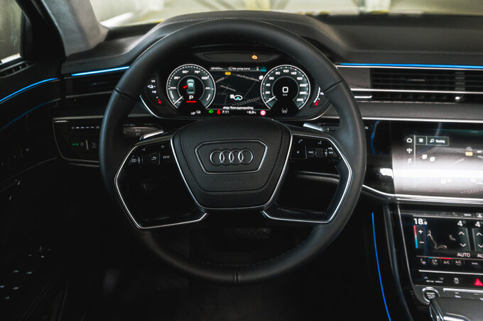 Audi A8