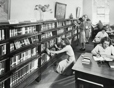 Miniatura: QUIZ historyczny. 10 dat, które wypada...