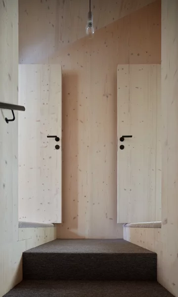 Drewniany domek nad jeziorem, projekt Prodesi / Domesi Linka, domek nad jeziorem, Prodesi/Domesi