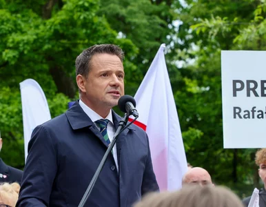 Miniatura: Sasin uderzył w Trzaskowskiego. Szefowa...