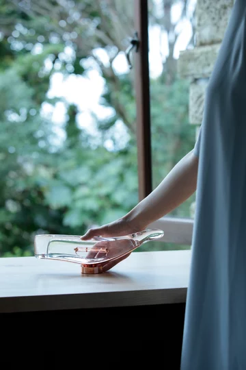 Lampa w kształcie wieloryba Yoshiki Matsuyama v2com, Yoshiki Matsuyama