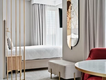 Warszawski hotel, proj. Tremend 