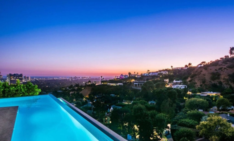Dom Ariany Grande w Los Angeles 