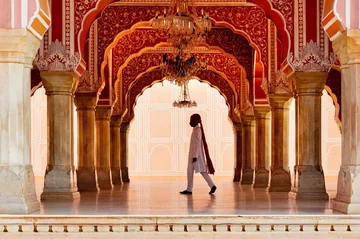 Wnętrza apartamentu pałacu w Jaipur. Do wynajęcia na Airbnb 