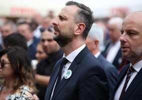 Miniatura: 800 plus tylko dla pracujących?...