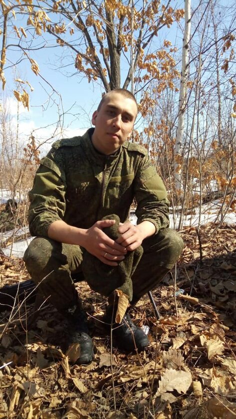 Rosyjski żołnierz podejrzany o zbrodnie w Buczy 